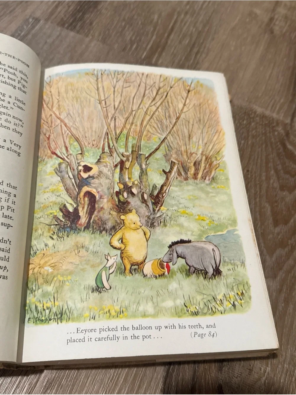 The World of Pooh A A Milne 1957 Illustrated Book, Hardcover With Dust Jacket